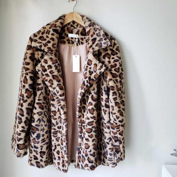 Vegan Fur Leopard Print Coat - Picture 13 of 16